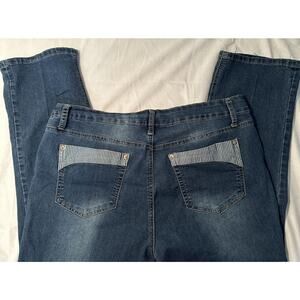 ND Weekend Woman’s Jens Size 14